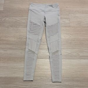 ALO Yoga Light Gray Leggings